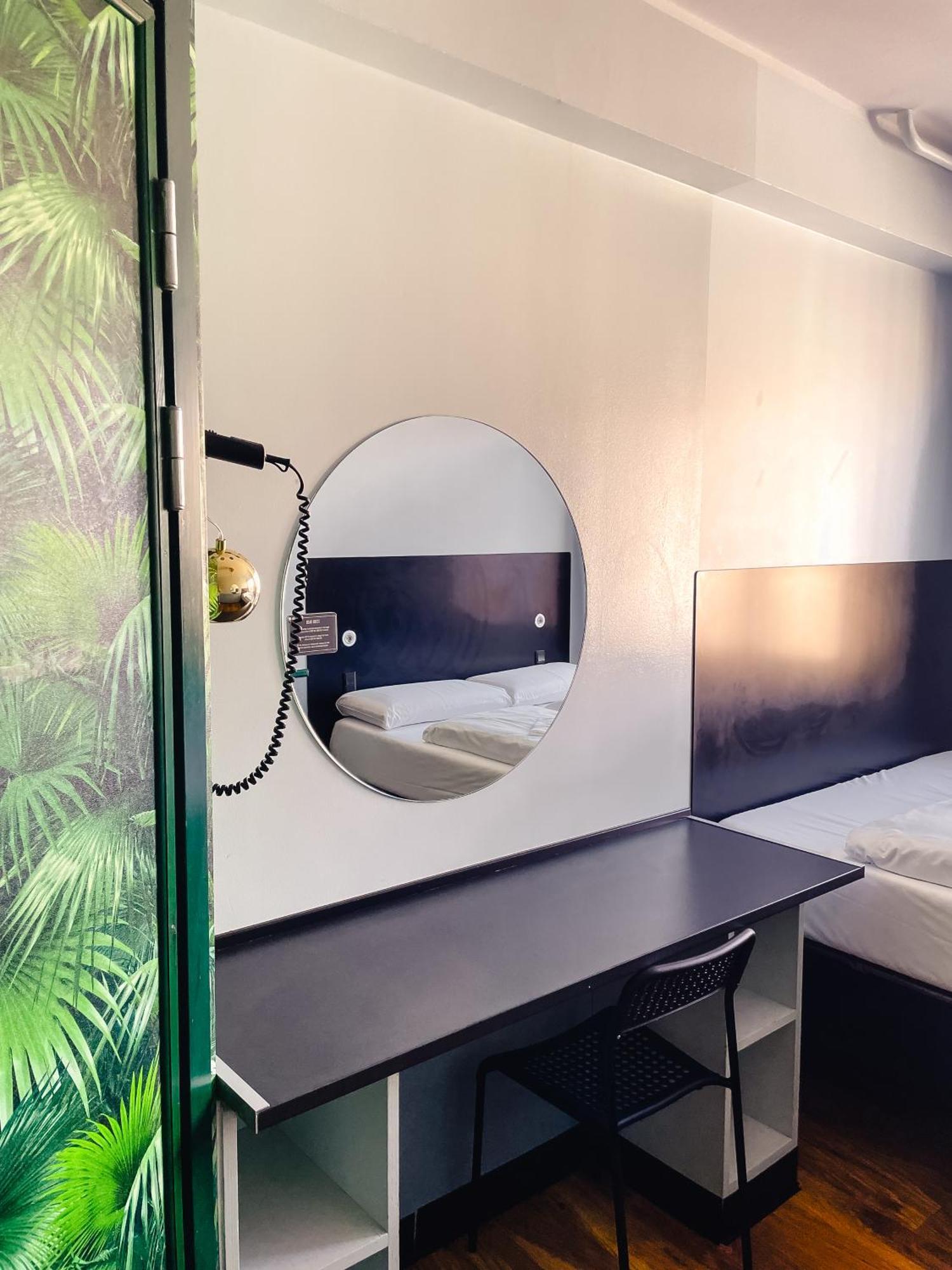 Twin Room Private Bathroom