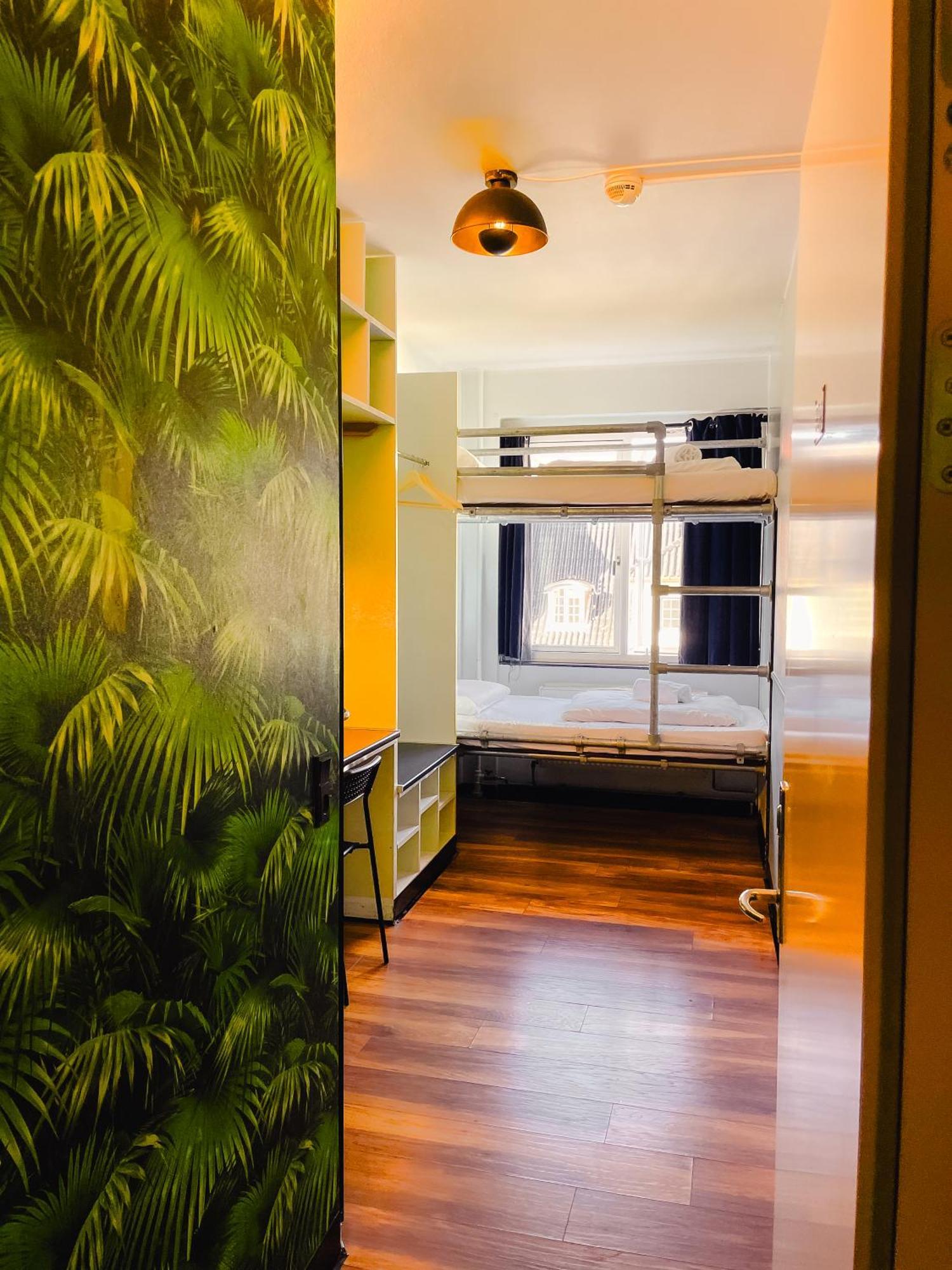 Single Room Private Bathroom