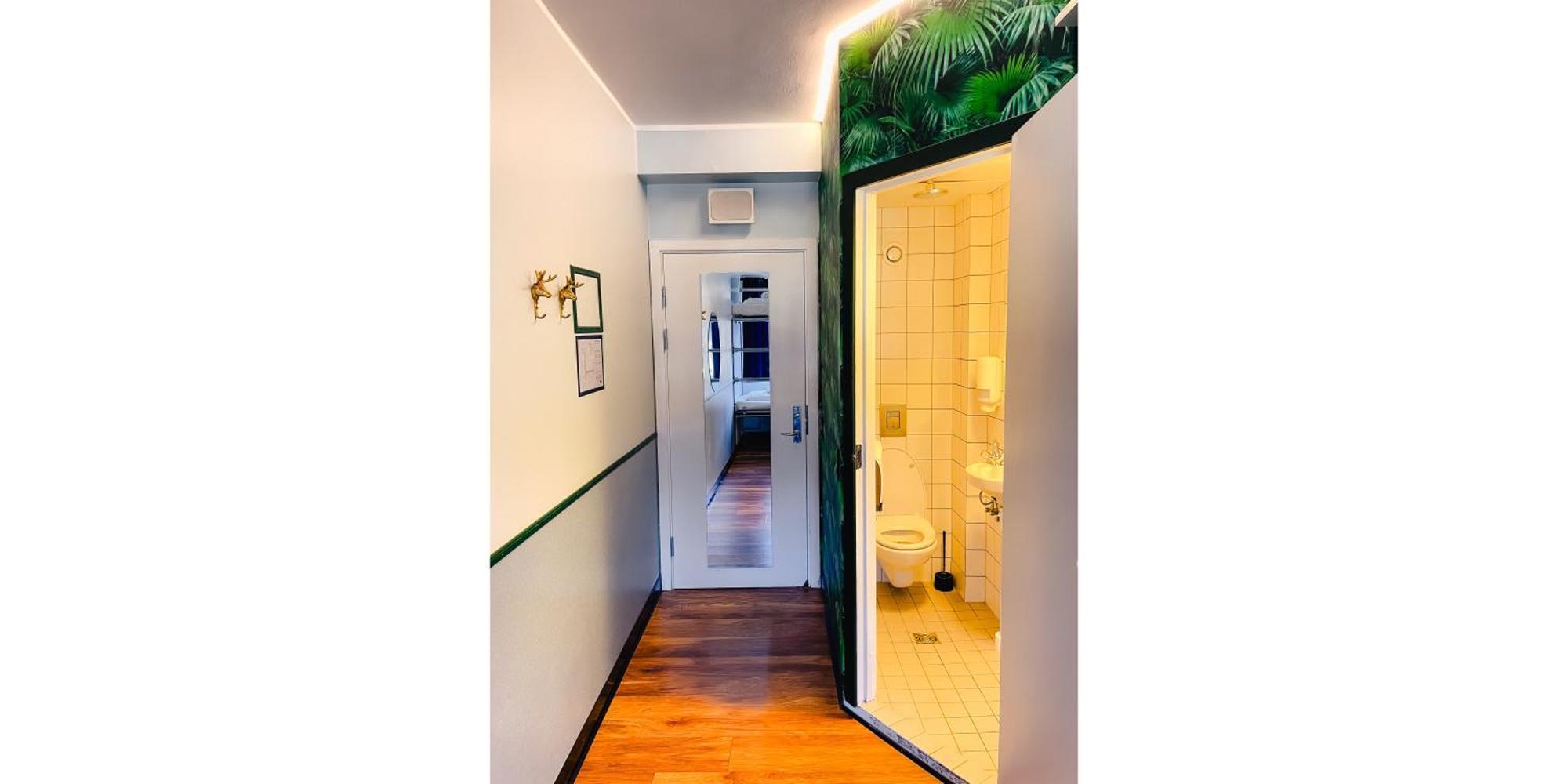 Single Room Private Bathroom